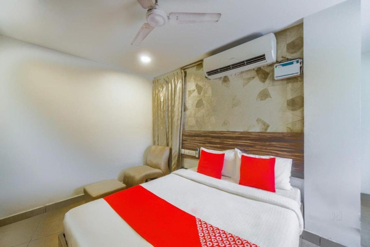 Serenity Inn Chennai Esterno foto
