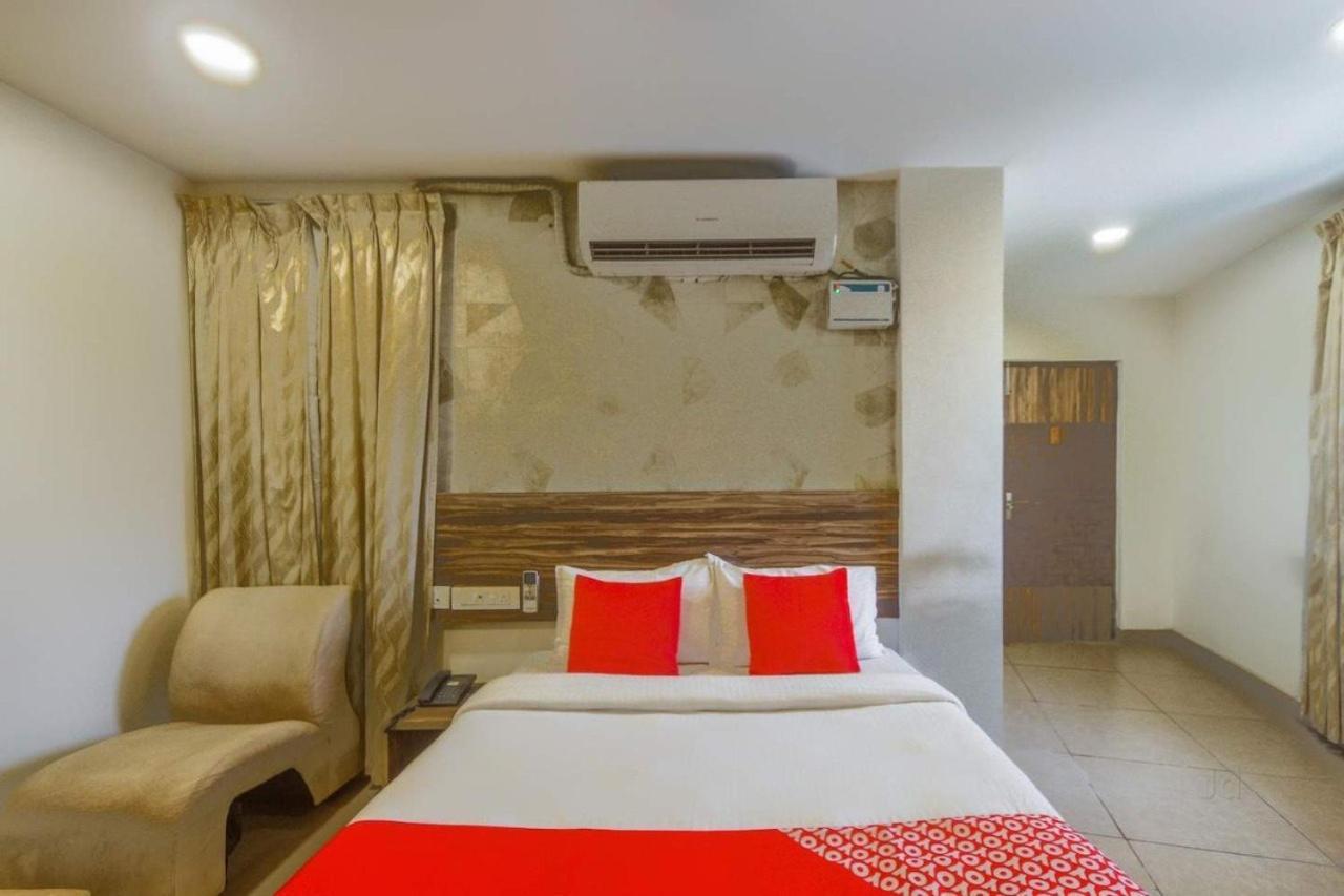 Serenity Inn Chennai Esterno foto